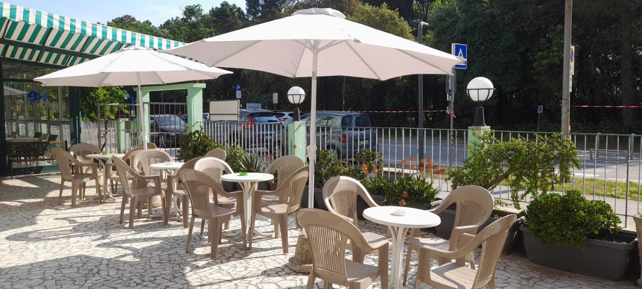 Hotel Maddalena Marina di Ravenna Extérieur photo