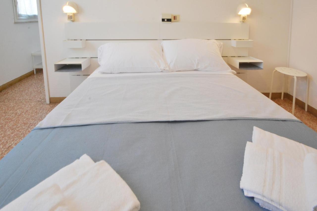 Hotel Maddalena Marina di Ravenna Extérieur photo