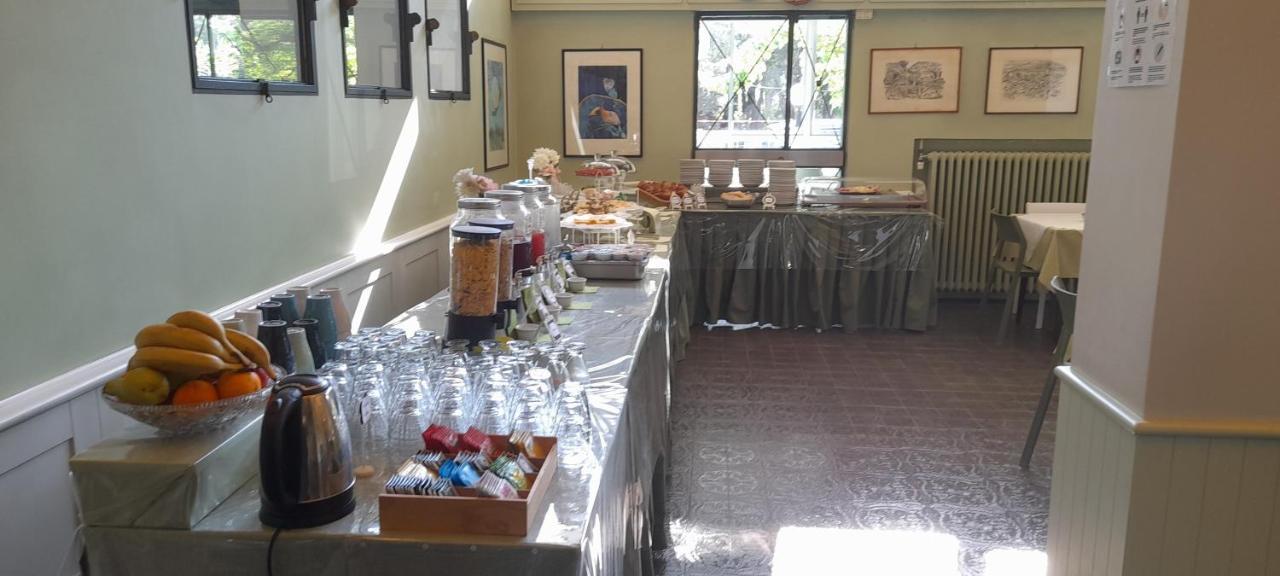 Hotel Maddalena Marina di Ravenna Extérieur photo